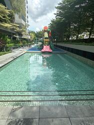 Sky Vue (D20), Condominium #575385821